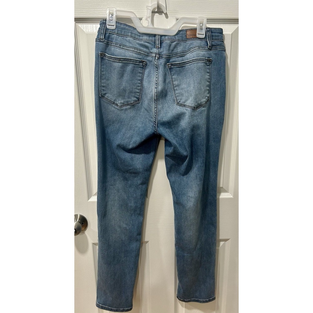 Judy Blue Womens Straight Fit Medium Wash Jeans Size 13/31 - Picture 3 of 8